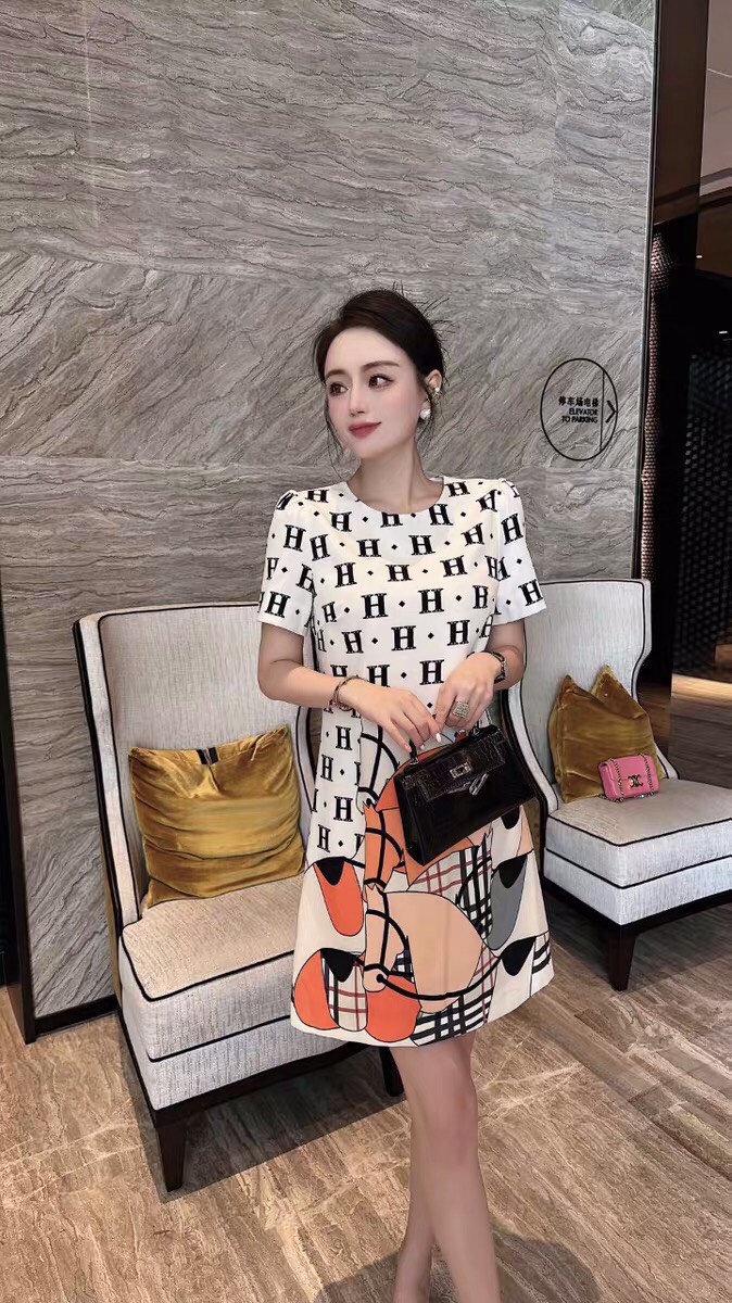 ĐẦM SUÔNG LỤA 2 LỚP D102